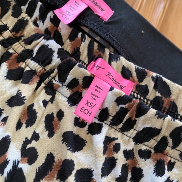 NWT Pajamas - Betsey Johnson 3-piece set Sz XS - Picture 3 of 6